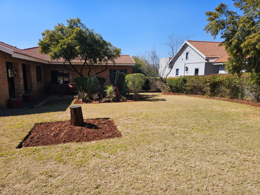 3 Bedroom Property for Sale in Buffelspoort Eco Estate North West